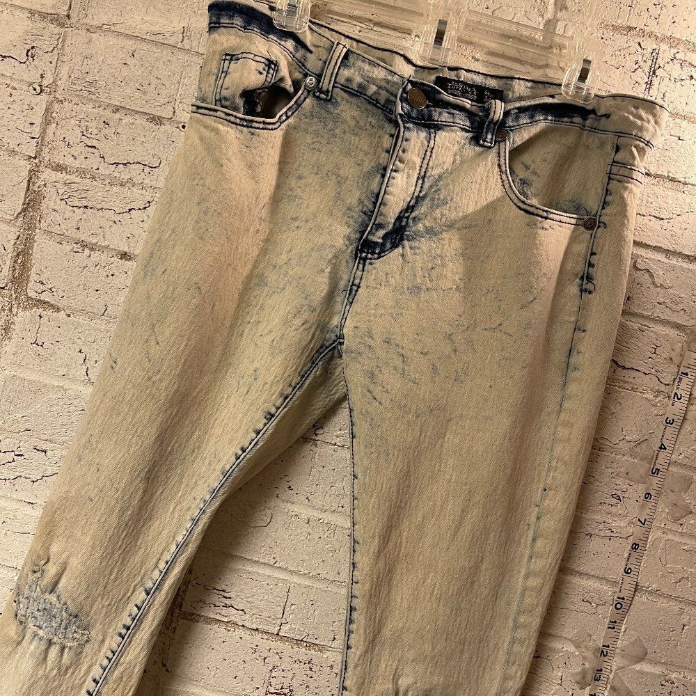 Trestles Supply Co. Acid Washed Distress Jeans 34